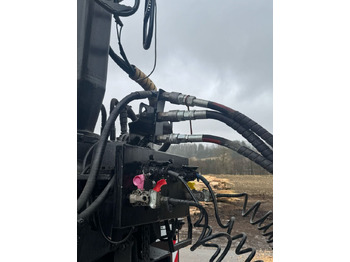 Timber semi-trailer NACZEPA Z DŹWIGIEM DO DREWNA: picture 5