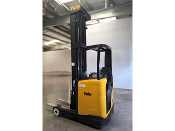 Reach truck YALE