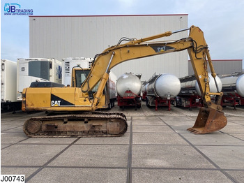 Crawler excavator CATERPILLAR 318