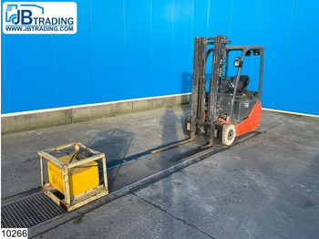 Electric forklift TOYOTA