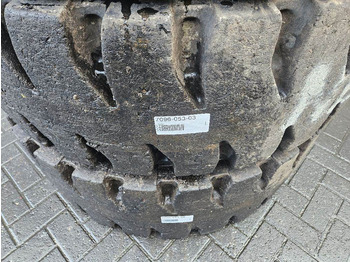 Wheels and tires for Construction machinery New Holland W110C-Barkley 17.5R25-Tire/Reifen/Band: picture 3