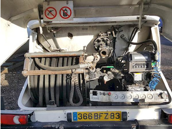 Tank truck Renault MIDLUM 220 GAS / LPG: picture 5