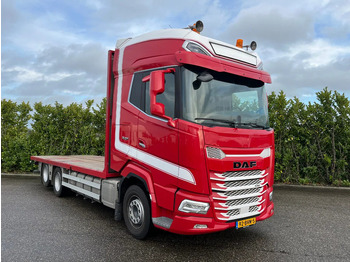 Dropside/ Flatbed truck DAF XG+ 530