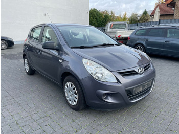 Sedan HYUNDAI