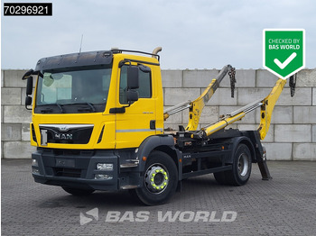 Skip loader truck MAN TGM 18.340