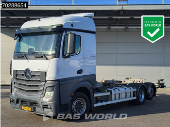 Container transporter/ Swap body truck MERCEDES-BENZ Actros 2545