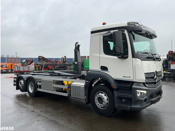Mercedes-Benz Actros 2643 VDL 21 Ton haakarmsysteem on lease Mercedes-Benz Actros 2643 VDL 21 Ton haakarmsysteem: picture 3