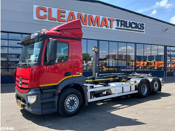 Mercedes-Benz Antos 2543 Euro 6 Multilift 26 Ton haakarmsysteem on lease Mercedes-Benz Antos 2543 Euro 6 Multilift 26 Ton haakarmsysteem: picture 2