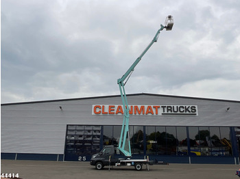 Truck Iveco Daily 35S12 20 Meter hoogwerker + JIB Just 6.039 km!: picture 2 Truck Iveco Daily 35S12 20 Meter hoogwerker + JIB Just 6.039 km!: picture 2