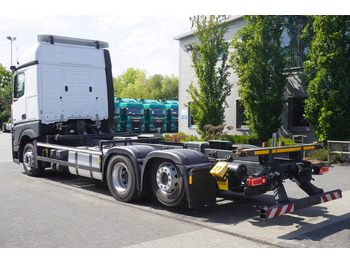 Container transporter/ Swap body truck MERCEDES-BENZ Actros L 2545 MP5 / BDF / 2022 / 290 tho. km: picture 2