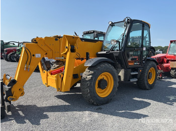 Telescopic handler JCB