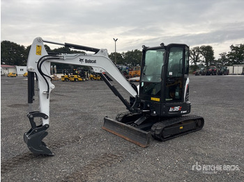Mini excavator BOBCAT E35