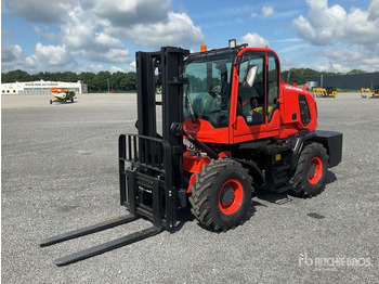 Rough terrain forklift PLUS POWER