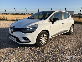 Car RENAULT