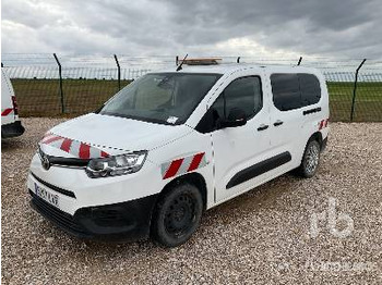 Car TOYOTA