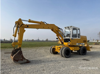 Wheel excavator LIEBHERR A 902