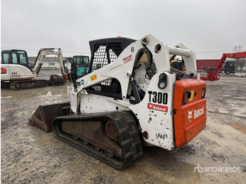 Compact track loader 2003 Bobcat T300 Compact Track Loader: picture 2 Compact track loader 2003 Bobcat T300 Compact Track Loader: picture 2