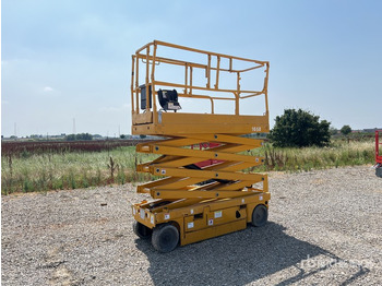 Scissor lift HAULOTTE Compact 10