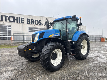 Farm tractor NEW HOLLAND T7000