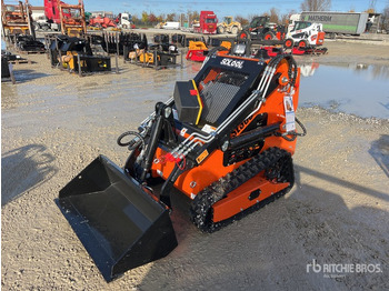 Compact track loader