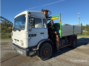 Dropside/ Flatbed truck RENAULT Midliner M 210