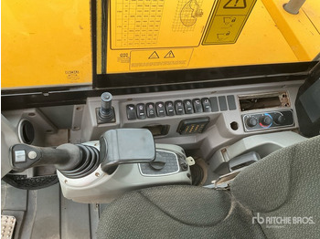 Crawler excavator 2018 JCB 100C-1 2018 JCB 100C-1 Tracked Excavator Tracked Excavator: picture 5 Crawler excavator 2018 JCB 100C-1 2018 JCB 100C-1 Tracked Excavator Tracked Excavator: picture 5