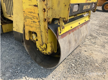 Combination roller 1987 Bomag BW121AC-1 4 Wheel Combination Roller: picture 5