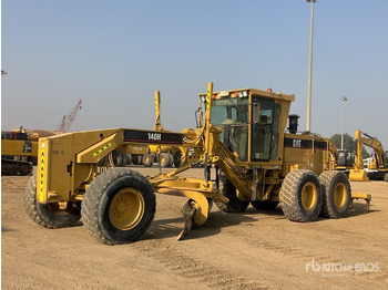 Grader CATERPILLAR 140H