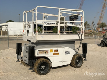 Scissor lift HAULOTTE Compact 12DX