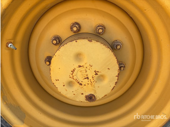 Compactor 2012 Cat CS-533E Smooth Drum Compactor: picture 5