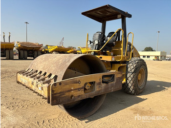 Compactor CATERPILLAR