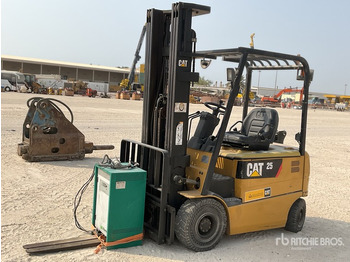Electric forklift CATERPILLAR EP