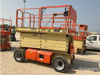 Scissor lift JLG