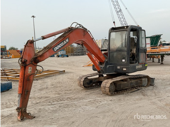 Mini excavator DOOSAN DH55