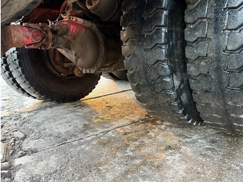 Dropside/ Flatbed truck, Crane truck Mercedes-Benz SK 2635 V8 6X6 Chassis Spring/spring ZF Man Gear OM442: picture 3