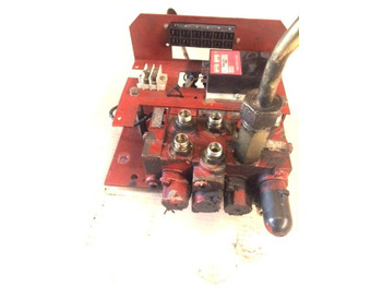Hydraulic valve for Material handling equipment Hydraulic control valve for Linde E15, Series 324: picture 2