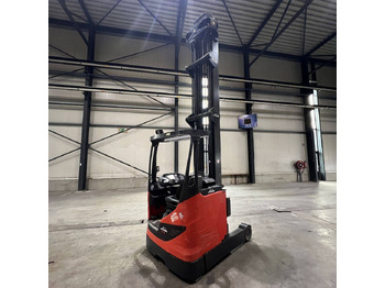 Reach truck LINDE R16