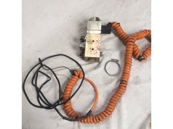 Hydraulic valve