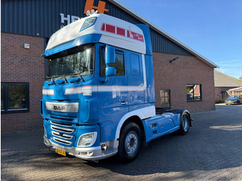 Tractor unit DAF XF 460