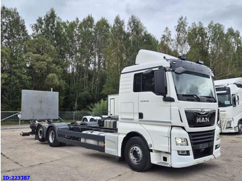 Cab chassis truck MAN TGX 26.510 WB 5900  6X2 Steering axle: picture 4