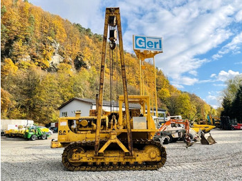 Pipe layer CATERPILLAR