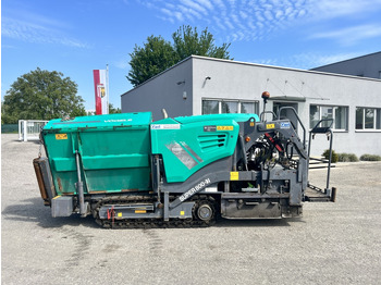 Asphalt paver VÖGELE