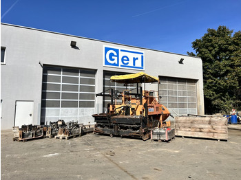 Asphalt paver VÖGELE