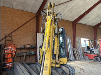 Mini excavator Komatsu PC27MR-2: picture 4