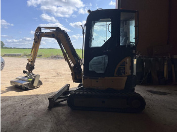 Mini excavator Komatsu PC27MR-2: picture 3