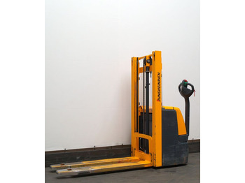 Stacker JUNGHEINRICH EJC
