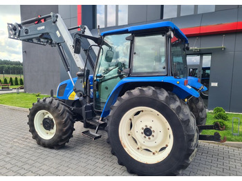 Farm tractor New Holland T5040: picture 3