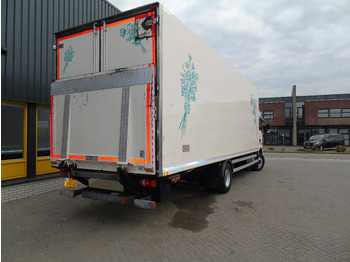 Box truck MAN TGM 12.250 + EURO 6 + LIFT: picture 4