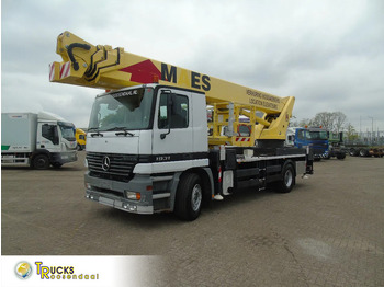 Truck MERCEDES-BENZ Actros