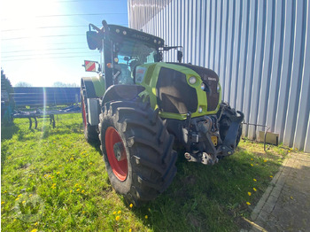 Farm tractor CLAAS Axion 850